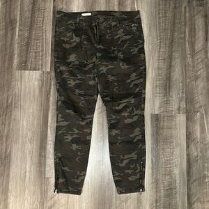 Kut From the Kloth Camo Ankle Skinny Jeans - 14